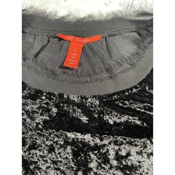 Chelsie & Violet Velvet Embroidery Roses Black T Shirt Top Size Large - Picture 3 of 8